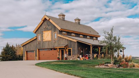 Barn Home - Great Plains Western Barn Home Project JFR417 | Photo Gallery Barn House Woodworking Plans, Western Barndominium Ideas, Barn Homes Exterior, Western Barn Ideas, Barn Ideas Buildings, Western House Exterior, Barn Home Designs, Barn Exterior Ideas, Western Houses