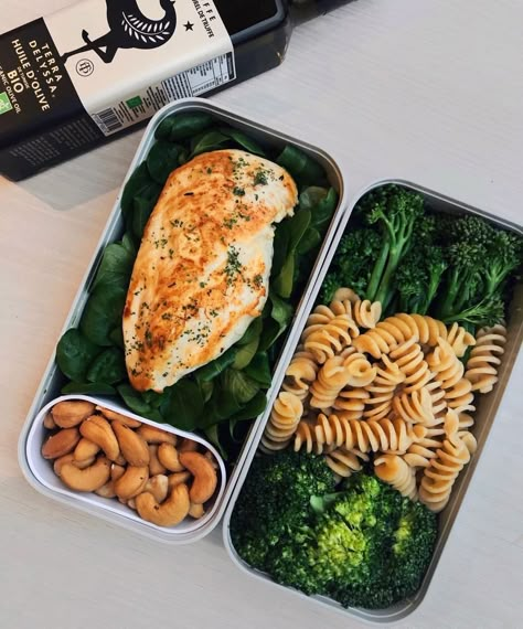 Healthy Bento, Desain Pantry, Aip Diet, Work Meals, Healthy Lifestyle Food, Think Food, Lunch Meal Prep, Healthy Meal Prep, Clean Recipes