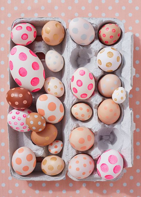 Polka-Dot Eggs Happy Celebrations, Shaving Cream Easter Eggs, Gold Easter Eggs, Simple Easter Eggs, Decorating Easter Eggs, Easter Egg Decorations, Easter Egg Dye, Ideas For Decorating, Easter Egg Designs