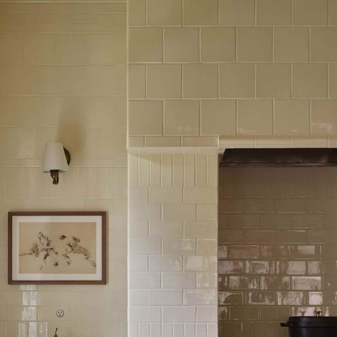 @lisastatondesign on Instagram: "Sharing a just-completed project where the tile layout is the showstopper. It's done in a subtle and sophisticated way (just the way we like it)!

Photography: @michaelcliffordphotography 

#kitcheninterior #kitchendesign #luxurykitchen #functionalkitchen #kitchenrenovation" Ivory Subway Tile, Fireplace Inspiration, Alexander Home, Tile Layout, Beautiful Kitchen Designs, Boys Bathroom, Functional Kitchen, Kitchen Paint, August 15