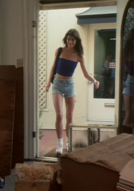 Phoebe Kate 80s, Phoebe Cates 80s Style, 80s Life Aesthetic, 90s California Fashion, Slasher Summer Outfits 80s, 80s Camp Outfit, 80 Summer Outfits, Fear 1996 Outfits, 80s Summer Style