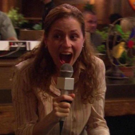 The Office Asthetics, Pam The Office, Office Cast, Pam Beesly, The Office Us, Scranton Pennsylvania, Jim Pam, Office Icon, The Office Show