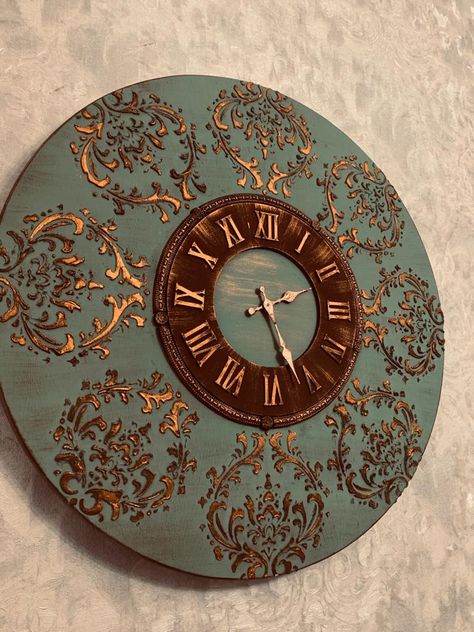 Cheap Artwork, Sacred Geometry Art Mandalas, Country Wall Clock, Gold Art Painting, Handmade Wall Clocks, Handmade Clocks, Diy Wall Clock, Refinishing Furniture Diy, Diy Clock Wall