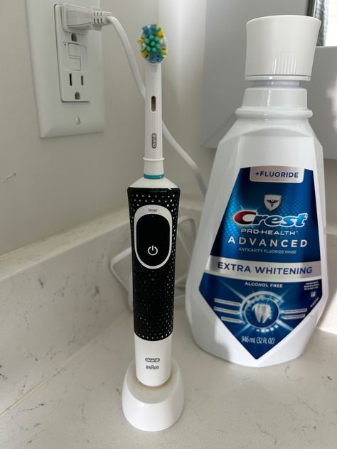 If you haven’t made the switch to electric toothbrushes, wyd?! 🪥 Electric Toothbrush Aesthetic, Toothbrush Aesthetic, Oral B Electric Toothbrush, Black Health, Plaque Removal, Body Smells, Manual Toothbrush, Amazon Buy, 2025 Vision