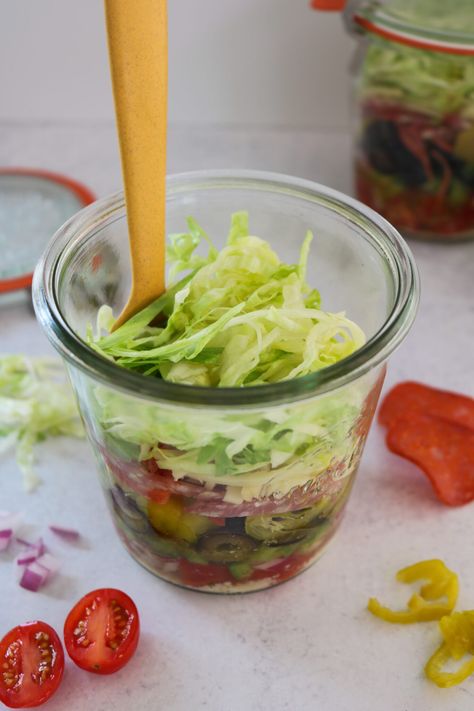 Mason Jar Grinder Salad - Healthy Mama Kris Grinder Salad In A Jar, Grinder Salad Mason Jar, Viral Grinder Sandwich, Grinder Salad, Grinder Sandwich, Jar Salad, Mason Jar Salad Recipes, Banana Peppers, Mason Jar Salad