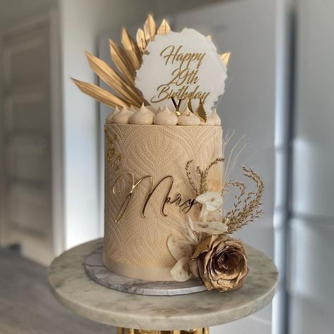 Birthday Cake Design, 40th Birthday Cake, Boho Cake, 30 Birthday Cake, Elegant Birthday Cakes, Modern Cakes, 50th Birthday Cake, Different Cakes, Pretty Birthday Cakes