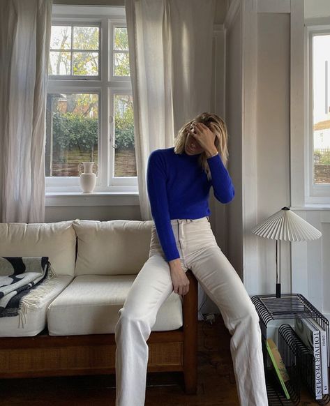 Blue Tshirt Outfit, Amazon Birthday Gifts, Blue Sweater Outfit, Yves Klein Blue, Yves Klein, Birthday Gifts For Sister, Gifts For Sister, Best Birthday Gifts, Klein Blue