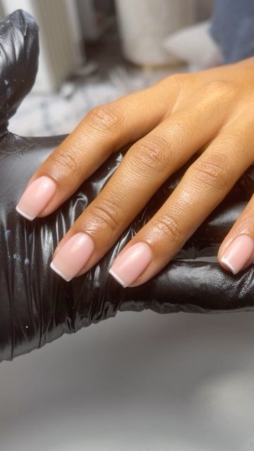 Micro French Tip Nails Coffin, Micro Manicure French, Micro French Manicure Short Nails, Micro French Tip Nails, Micro Manicure, Micro Nails, Micro French Tip, Micro Makeover, Micro French Manicure