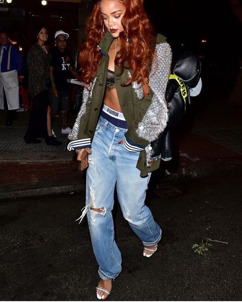 Ripped Baggy Jeans, Big Jeans, Baggy Jeans, Ripped Jeans, Rihanna, Honey, Street Style, Heels, On Instagram