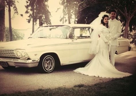 Chicano Wedding, Dream Wedding Dresses Vintage, Old School Wedding, 2000s Photoshoot, Chicano Love, Cholo Style, Chicana Style, Brown Pride, Mexican Wedding