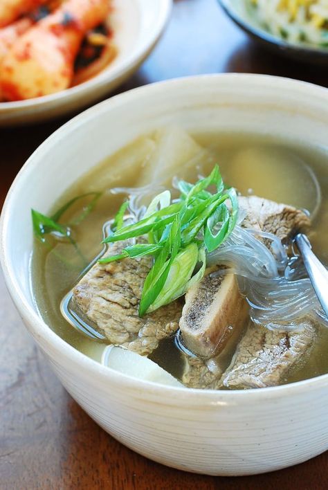 Rib Soup Recipe, Beef Short Rib Soup, Short Rib Soup, Korean Beef Short Ribs, Rib Soup, Korean Soup, Korean Cooking, Huevos Fritos, Korean Beef