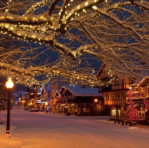 Xmas Vibes, Leavenworth Washington, Ski Culture, Saranac Lake, Snow Sculptures, Ski Town, Scenic Photos, Dragon Boat Festival, Winter Festival