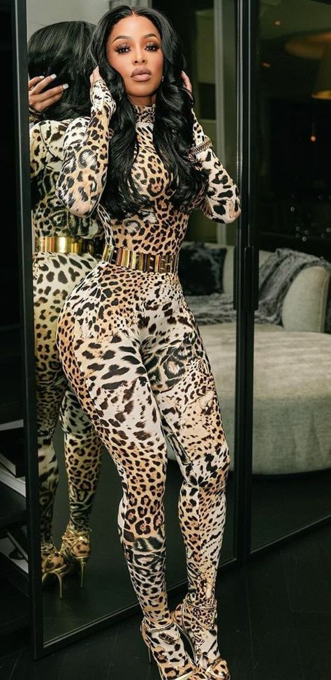 Gucci Jumpsuit, Leopard Fashion, Printed Jumpsuit, Hot Dress, Outfit Donna, Catwoman, Catsuit, Green Dress, Car Pictures