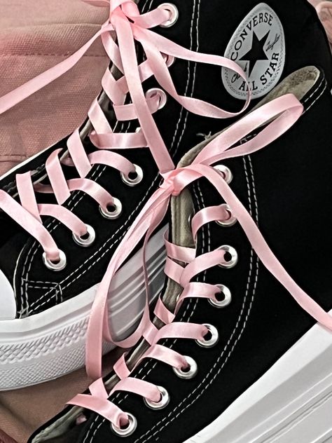 Cute Converse, Sneaker Shop, Dr Shoes, Shoe Inspo, Aesthetic Shoes, Rory Gilmore, Swag Shoes, Pretty Shoes, Dream Shoes