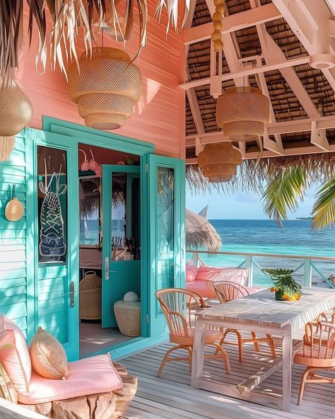 Beach Store Design, Beach Shack Interior, House Decor Retro, Beach House Decorating Ideas, Beach House Decorating, Beachy Farmhouse, Tiny House Hotel, Retro Beach House, House Decorating Ideas