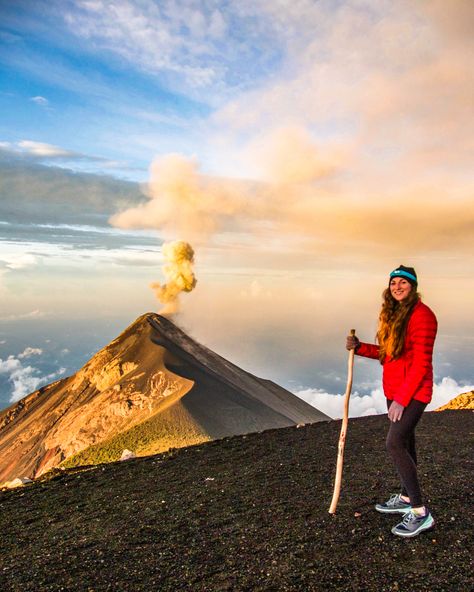 Hiking Volcano Outfit, Antigua Guatemala Outfit, Acatenango Volcano, Volcano Photos, Photography Lighting Techniques, Goals 2023, Norway Hotel, South America Travel Destinations, Pacaya