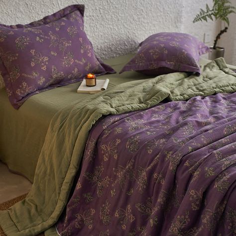 Cotton Gauze Jacquard Elegant Butterfly Bedding Whimsigoth Bedroom Furniture, Bedding For Full Size Bed, Purple Bedding Sets Color Combos, Purple Green Bedding, Tiny Bedroom Minimalist, Mauve Linen Bedding, Purple Plaid Bedding, Dark Purple Bedspread, Forest Clearing Bedspread