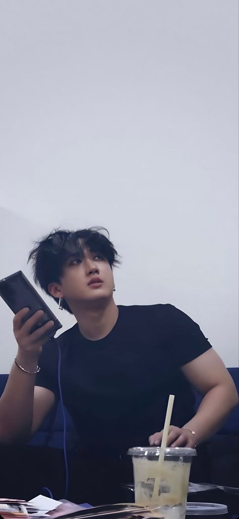 Changbin Lockscreen Boyfriend, Changbin Boyfriend Material Aesthetic, Changbin Boyfriend Material Lockscreen, Changbin Wallpaper Boyfriend, Changbin Boyfriend Material Wallpaper, Changbin Boyfriend Material Stray Kids, Changbin Boyfriend Material, Changbin Boyfriend, Changbin Wallpaper