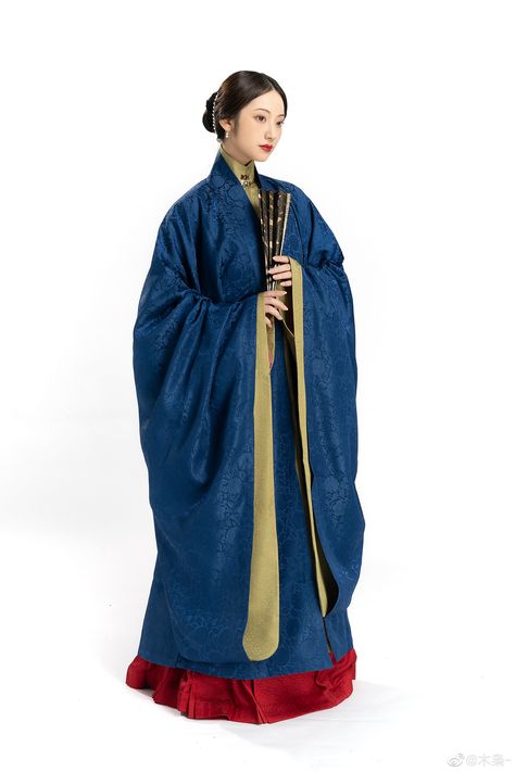 Ancient Chinese Fashion, Historical Asian Fashion, Ming Hanfu, Chinese Historical Fashion, Ming Dynasty Clothing, Chinese Ancient Clothing, Jin Dynasty Hanfu, Hanfu Tang Dynasty, Dynasty Clothing