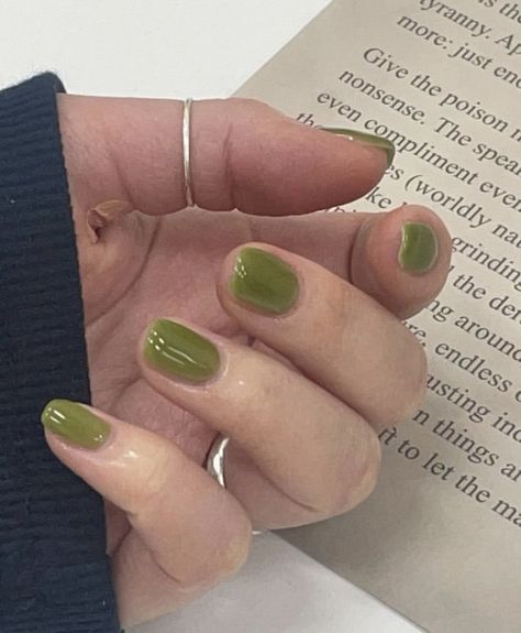 Jelly Green Nails, Green Nail Polish Colors, Mint Green Nail Polish, Adidas Aesthetic, Mint Green Nails, N Nails, Hello Nails, Manicure Inspiration, Green Nail Polish