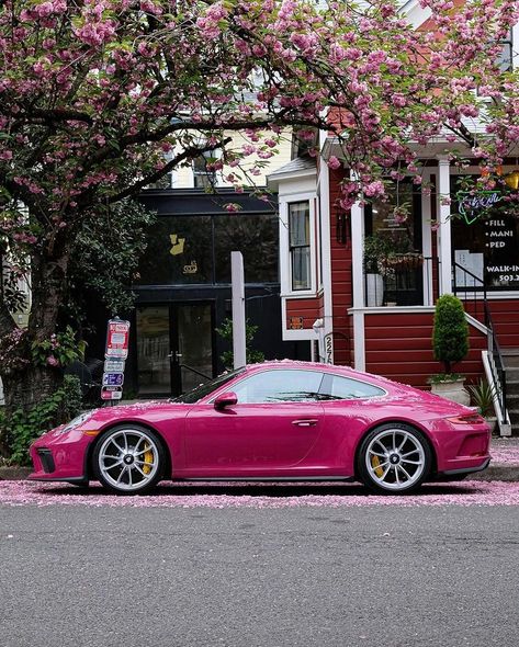 Pink Porsche, Gt3 Touring, Porsche Gt3 Rs, Nardo Grey, Dream Cars Mercedes, Girly Car, 4 By 4, Toyota 4, Motor Works