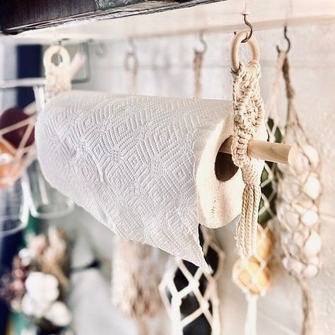 Camper Inspiration, Paper Napkin Holder, Kitchen Towels Hanging, Roll Storage, Toilet Paper Roll Holder, Kitchen Paper Towel, Rack Kitchen, Kitchen Paper, Boho Bathroom