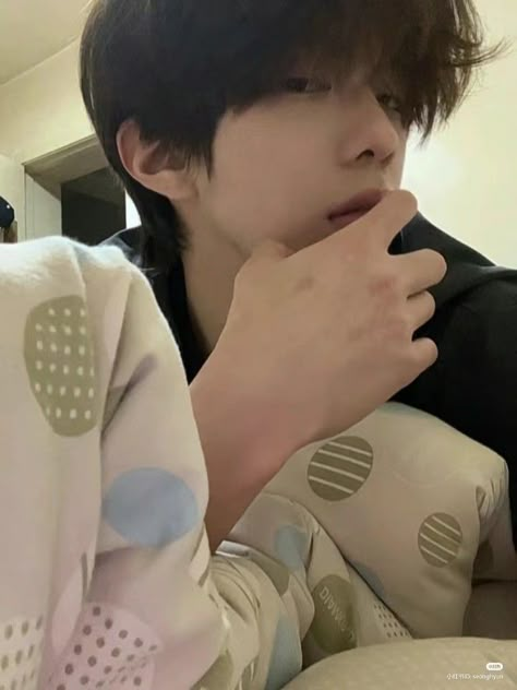 🩰 save = follow ~ #ulzzang  #charming #handsome #cutie #korean #chinese #boy #men Cute Korean Men, Cute Filipino Boys, Handsome Korean Boy, Chinese Boy Aesthetic, Handsome Korean Men, Hot Korean Men, Chinese Boyfriend, Cute Asian Boys, Douyin Boy