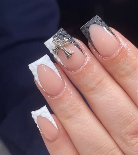 Sixth Form Nails, Nail Freestyle, Pink Tip Nails, Overlay Nails, Junk Nails, Short Acrylics, Long Acrylic Nail Designs, Work Nails, Pretty Nail Designs