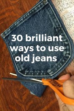 Old Jeans Diy, Reuse Jeans, Reuse Old Jeans, Blue Jean Crafts, Upcycled Denim Diy, Diy Jeans Crafts, Artisanats Denim, Jean Projects, Diy Old Jeans