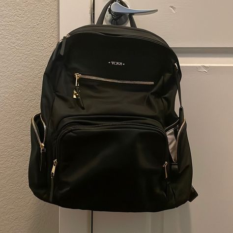 Black nylon Tumi backpack! Tumi Backpack, Tumi Bags, Backpack School, Small Backpack, Black Nylon, Daily Essentials, Black Nylons, School Backpacks, Backpacks