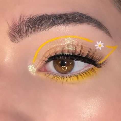 Last Minute Kostüm, Slay Makeup, Yellow Makeup, Flower Makeup, Cute Eye Makeup, Graphic Makeup, Eye Makeup Pictures, Pinterest Makeup, Eye Makeup Designs