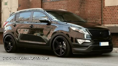 Kia-Sportage-WheelDreamz-tuning-car-2 Kia 2017, Kia Sportage 2017, Ford Fiesta St, Kia Motors, Toyota C Hr, Car Wrap Design, Chrysler 300, Kia Sorento, Kia Sportage