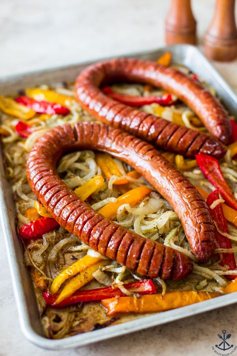 Hasselback Kielbasa, Kielbasa Recipes, Sheet Pan Dinners Chicken, Breakfast Meat, Sheet Pan Dinners Recipes, Smoked Cooking, Hungarian Recipes, Kielbasa, Sheet Pan Dinners