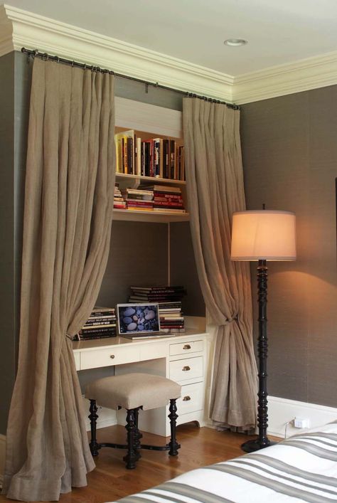 25 Fabulous ideas for a home office in the bedroom Closet To Office Conversion, Office Bedroom Ideas, Bedroom Home Office Ideas, Bedroom Office Combo, Ikea Home Office, Guest Bedroom/office, Home Office Closet, Guest Bedroom Design, Office Guest Room