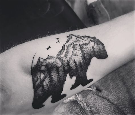 #tennessee #tattoo #mountaintattoo #beartattoo #tennesseetattoo Mountain Sleeve Tattoo, Landscape Tattoos, Tennessee Tattoo, Alaska Tattoo, Nc Tattoo, Polar Bear Tattoo, Elements Tattoo, Western Tattoos, Bear Tattoos