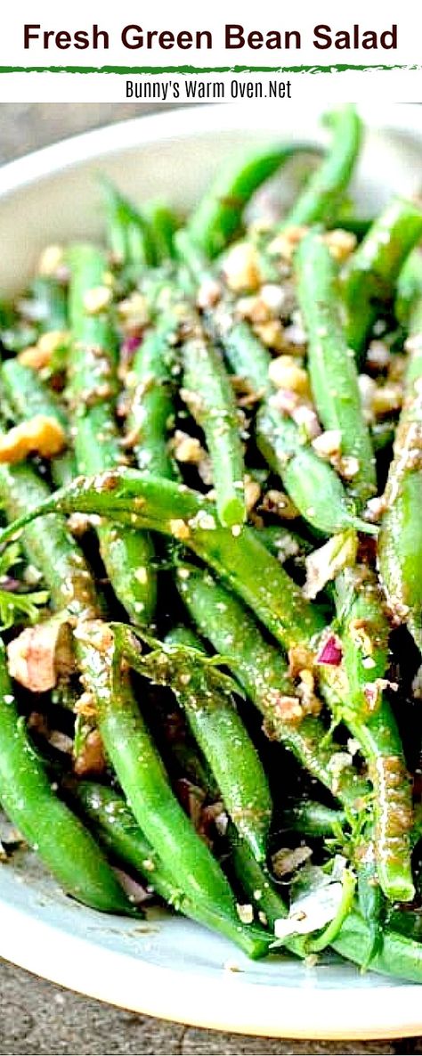 Green Bean Salad Cold, Fresh Green Bean Salad, Bean Salad Recipes Healthy, Cooked Green Beans, Green Bean Salad Recipes, Green Bean Salad, Cooking Green Beans, Green Bean Salads, Bright Green Color