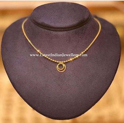 Neklesh Jewellery Gold, Baby Chain Designs Gold, Gold Chain With Pendant Simple, Baby Gold Chain Designs, Baby Chains Gold, Simple Gold Necklace Indian, Simple Gold Neckles, Pendant Sets Indian Gold, Simple Necklace Designs Gold