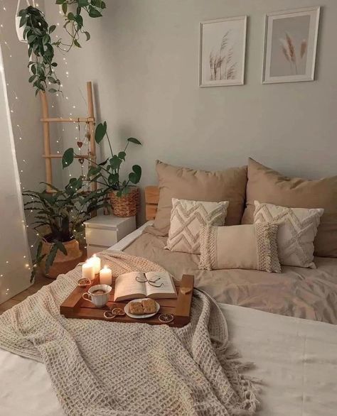 Redecorate Bedroom, Apartment Decor Inspiration, Dream Room Inspiration, Room Makeover Bedroom, Room Makeover Inspiration, Decor Home Living Room, Rustic Bedroom, Apartment Inspiration, Ideas Aesthetic