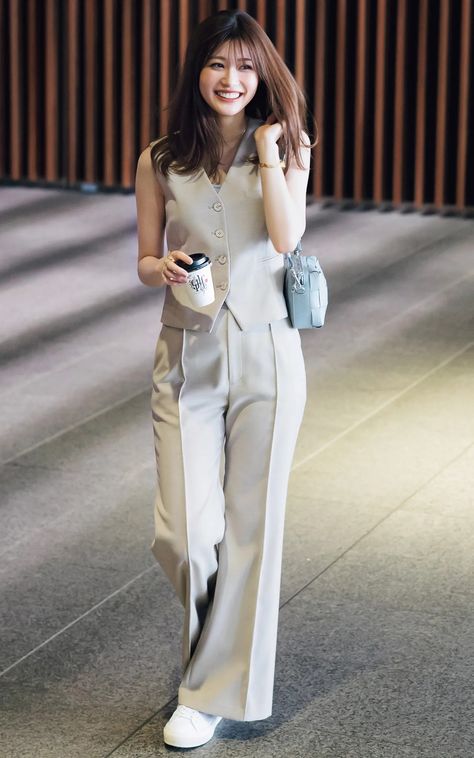 Korean Ladies Fashion, Business Casual Outfits Dress, Inspiration Outfit Ideas, Classy Business Outfits, Outfit Ideas Fashion, Modest Dresses Casual, Effortless Outfit, Business Casual Outfits For Work, Everyday Fashion Outfits