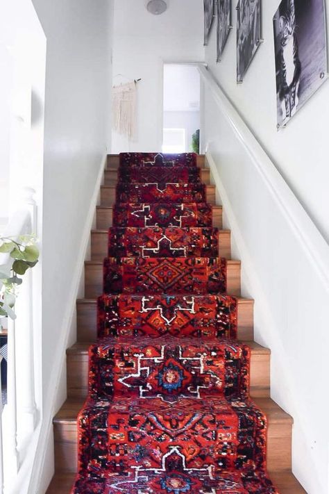 Rug On Staircase, Stairwell Addition, Stair Runner Rug, Rug On Stairs, Green Stair Runner, Rug Runner Stairs, Staircase Runner Ideas, Carpet Runner On Stairs, Rug Stairs