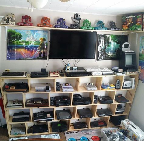 Man Cave Designs, Video Game Organization, Video Game Storage, Modern Man Cave, Man Cave Design, Nerd Room, Retro Games Room, Game Organization, Game Storage