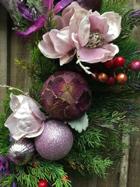 Sugar Plum Christmas Decorations, Sugar Plum Christmas, Plum Christmas, Merry Berry, Sugar Plum Fairy, Green Theme, Sugar Plum, Holiday Cottage, Christmas Inspiration