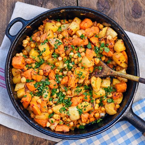 Chickpea Hash, Vegetable Recipes Dinner, Turnip Recipes, Inflammatory Recipes, Pumpkin Soup Recipe, Food Types, Healthy Vegetable Recipes, Potato Hash, Sweet Potato Hash