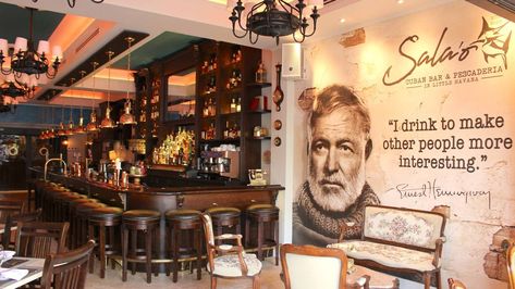 Sala’o Cuban Bar & Pescaderia, a Cuban seafood restaurant, opens in May on Calle Ocho in Little Havana, paying tribute to Ernest Hemingway and The Old Man and the Sea. Cuban Bar Design, Cuban Restaurant Interior, Cuban Restaurant Design, Spanish Bars, Cuban Interior Design Havana Cuba, Cuban Bar, Speakeasy Room, Havana Restaurant, Havana Bar