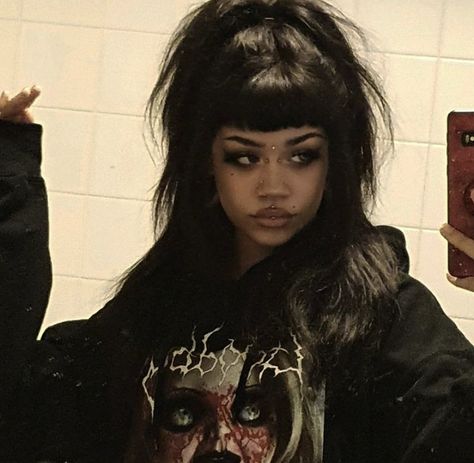 #aesthetic #alternative #alt #emo #grunge #dark #black #blackgirls #altblackgirls #egirl #blackegirl #style Afro Goth, Vampire Bride, Afro Punk Fashion, Gothic Hairstyles, Goth Hair, Alt Girls, Alternative Makeup, Black Goth, Alternative Hair