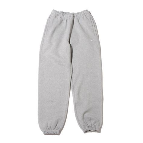 Gray Nike Sweatpants Outfit, Fame Clothes, Gray Sweatpants Outfit, Nike Grey Sweatpants, Nike Jogger, Sweatpants Nike, 2024 Wishlist, Grey Sweats, Sweatpants Outfit