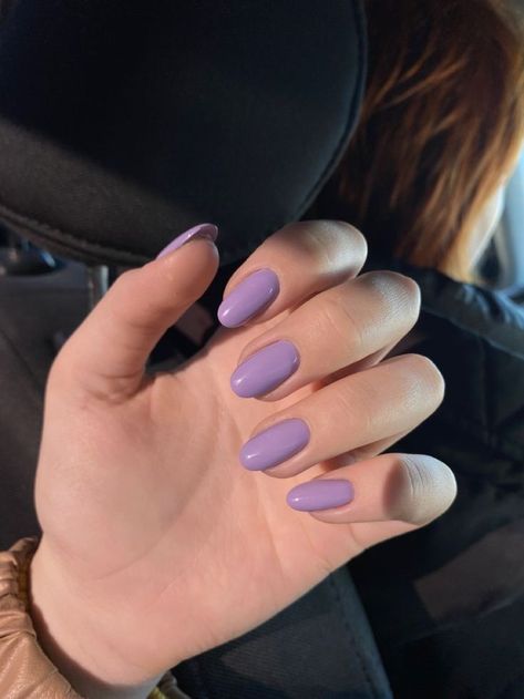 Shellac Nails Summer Pink, Solid Nail Color Ideas, Nails Solid, Lilac Nails, Plain Nails, Solid Color Nails, Subtle Nails, Simple Gel Nails, Work Nails