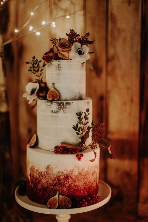 burgundy rustic wedding cake dressed with berries and flowers, by Wren Cake Design, Cumbria Wedding Cakes Fall, Autumn Wedding Cakes, Fruit Wedding Cake, Burgundy Wedding Cake, Boho Wedding Cake, Fruit Wedding, Fall River Ma, Boda Mexicana, Outdoor Fall Wedding