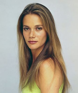 Peggy Lipton (Julie Barnes on the Mod Squad) Peggy Lipton, Mod Squad, Dramatic Classic, Show Photos, Hollywood Glamour, American Actress, Long Hair, A Woman, Hollywood