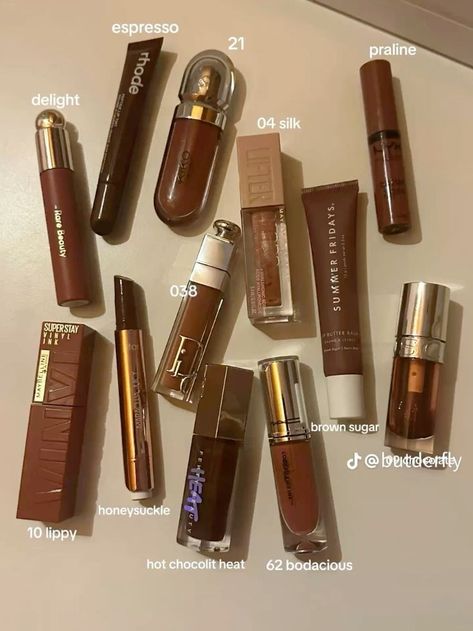 Vine and Maroon gloss are soo flall sznn Acne Prone Skin Makeup, Black Lipstick Makeup, Disco Makeup, Nyx Matte Lipstick, Lipstick Dark Red, Brown Girls Makeup, Liquid Lipstick Set, Pigmented Lips, Brown Lipstick